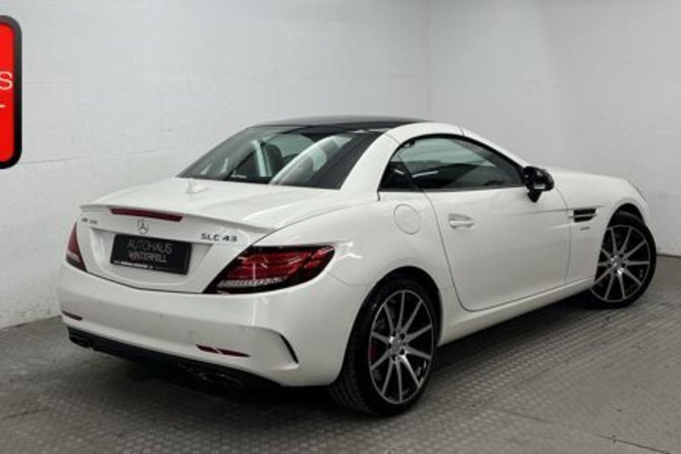 Mercedes-Benz SLC 43 AMG SLC 43 AMG PERFOR CARBON KAMERA+MEMO+KEYLESS