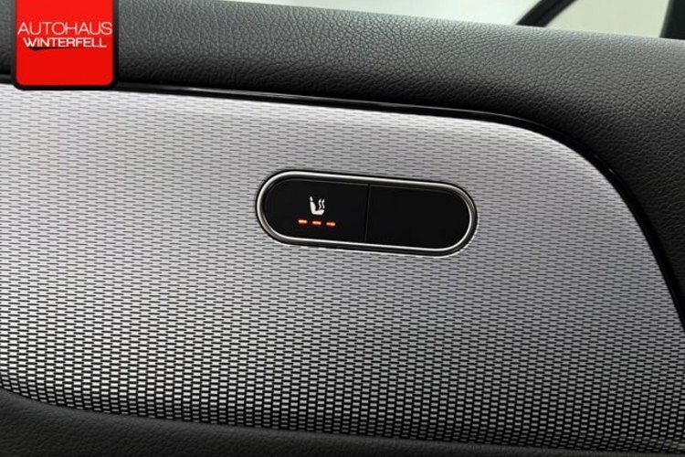 Mercedes-Benz GLA 250 GLA 250 e STYLE PANO+AHK+MULTIBEAM+KAMERA+DISTRO