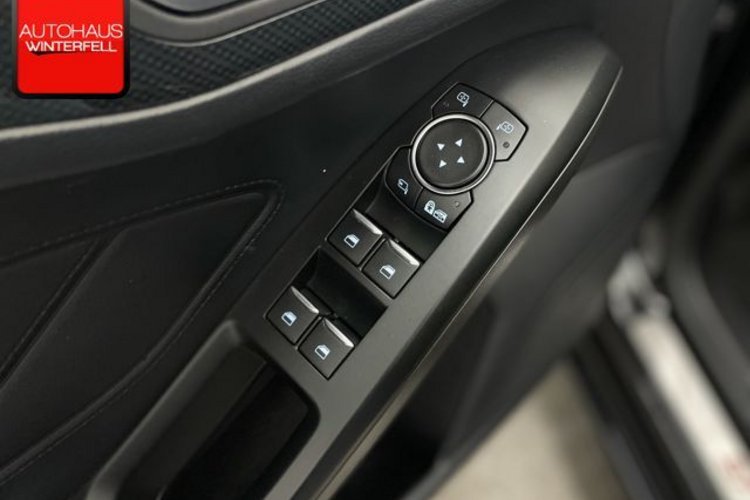 Ford Focus Focus 1.0 EcoBoost TREND LED+HUD+NAVI+KEYLESS+
