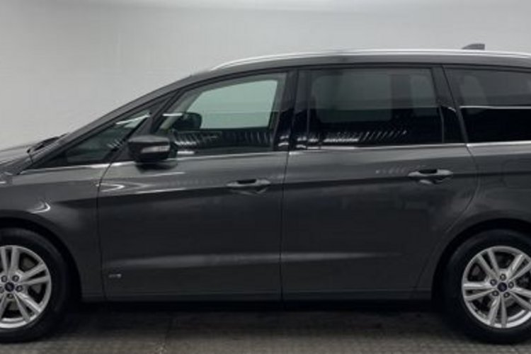 Ford Galaxy Galaxy 2.0 Titanium AWD 7SITZ+AHK+STANDHEIZUNG+