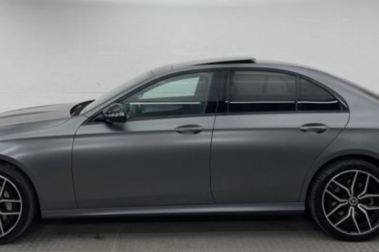 Mercedes-Benz E 300 E 300 de 4M AMG NIGHT MAGNO BURMESTER-3D+PANO+