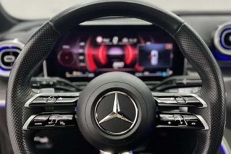 Mercedes-Benz C 220 C 220 d T 4M AMG NIGHT PANO+DIGITAL+DISTRONIC+