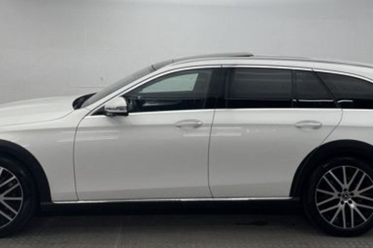 Mercedes-Benz E 220 E 220 d 4M All-Terrain PANO+MEMO+SOFT+360+HUD+