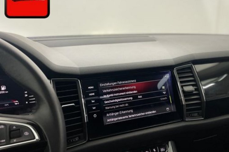 Skoda Kodiaq Kodiaq 2.0 TDI DSG L&amp;K 7SITZ+PANO+AHK+STANDHZG+