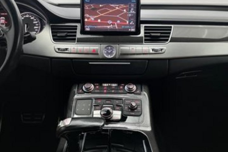 Audi S8 S8 4.0 TFSI Qu CARBON ESD+AHK+HUD+BOSE+MATRIX+
