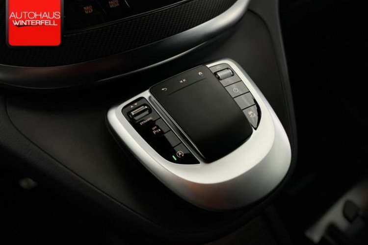 Mercedes-Benz V 300 V 300 d 4M LANG AMG NIGHT STANDHZG+LED+BURMESTER