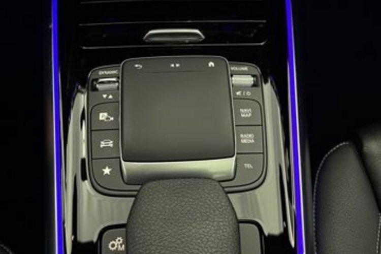 Mercedes-Benz GLA 45 AMG GLA 45 S AMG 4M+ NIGHT MAGNO PANO+MEMORY+360+LED