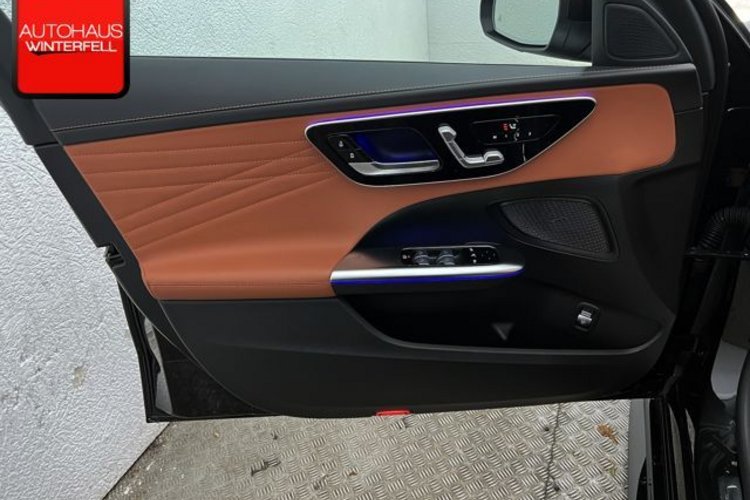 Mercedes-Benz C 300 C 300 4M T AMG PANO+MEMORY+360+HUD+NAPPA+LED+