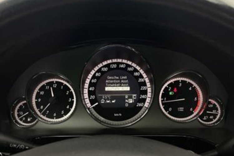 Mercedes-Benz E 300 E 300 T CDI AVANTGARDE PANO+AHK+NACHT+H&amp;K+MEMORY