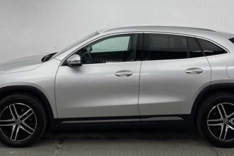 Mercedes-Benz GLA 220 GLA 220 d 4M PROGRESSIVE LED+360+MBUX+CARPLAY+
