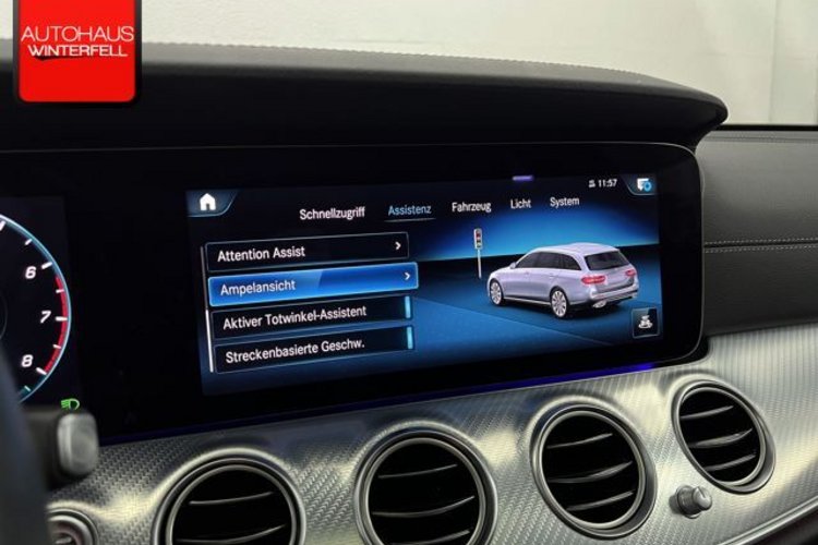 Mercedes-Benz E 200 E 200 T AVANTGARDE NIGHT PANO+MEMORY+KAMERA+LED+