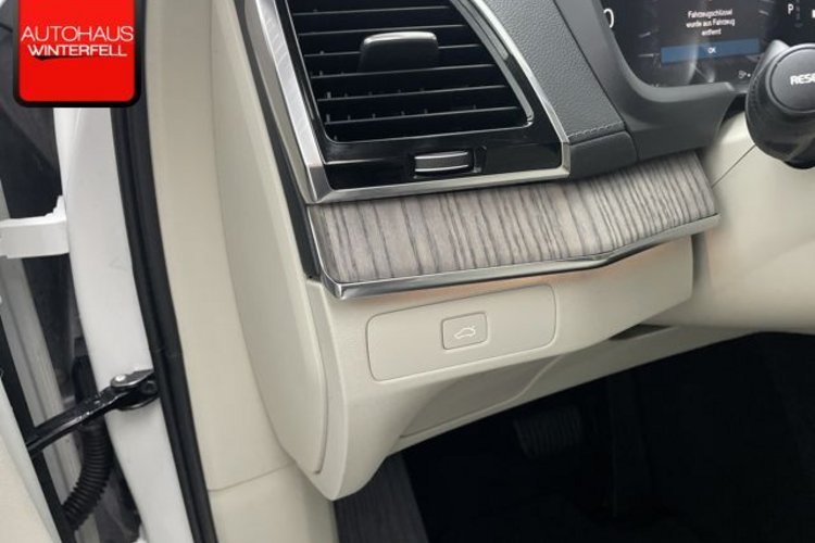 Volvo XC90 XC90 B5 AWD ULTIMATE BRIGHT 7SITZ+PANO+AHK+NUBUK