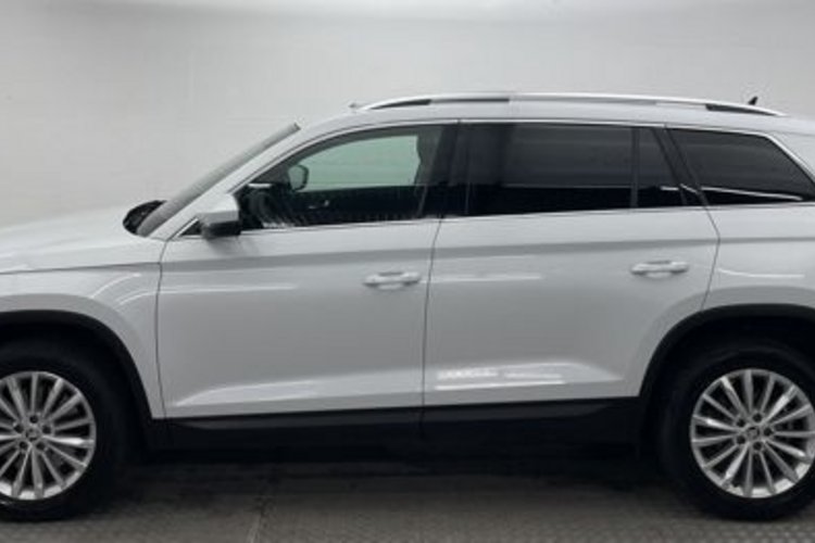 Skoda Kodiaq Kodiaq 2.0 TDI 4x4 STYLE 7SITZ+PANO+360+LED+ACC+