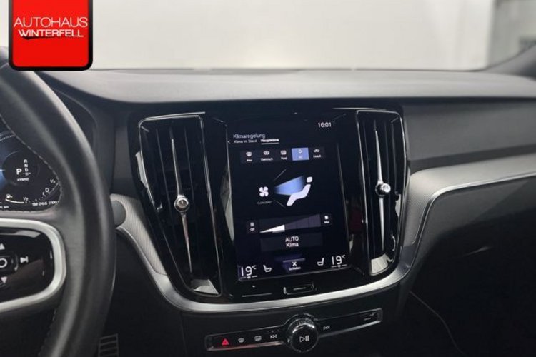 Volvo S60 S60 T8 R-DESIGN RECH AWD LED+H/K+KEYLESS+KAMERA+