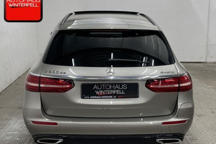 Mercedes-Benz E 300 E 300 de T 4M Avantgarde NIGHT PANO+BURMES+DISTR
