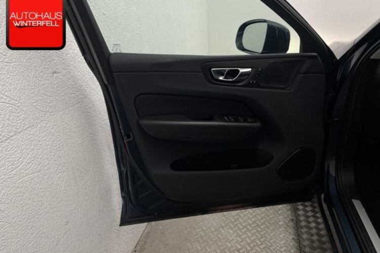 Volvo XC60 XC60 B4 B PRO PANO+AHK+360+MEMO+STANDHEIZUNG+LED