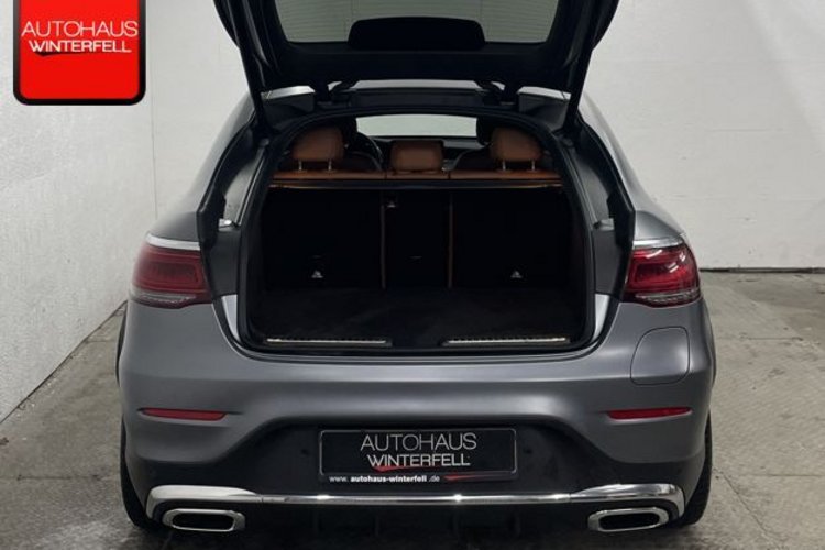 Mercedes-Benz GLC 300 GLC 300 de Coupe 4M AMG NIGHT CARBON AIRMATIC+