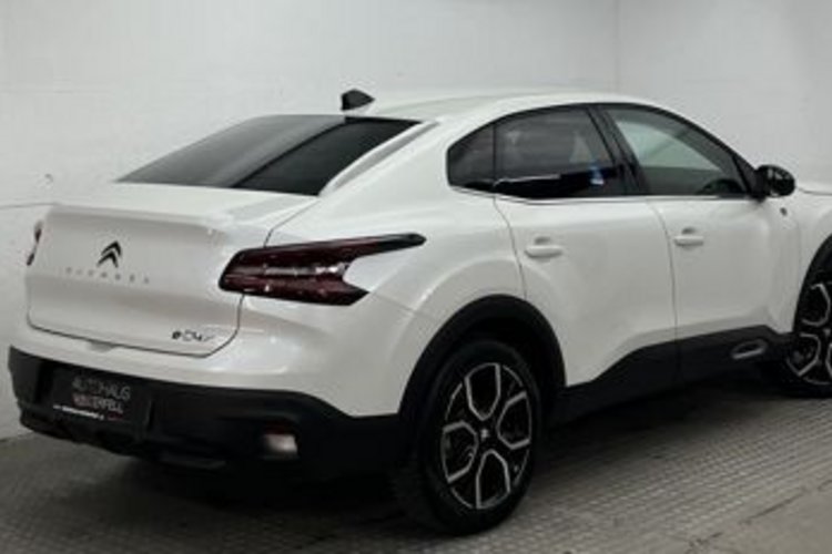 Citroën C4 X C4 X ELEKTRO 136 MAX KAMERA+HUD+ACC+WÄRMEPUMPE