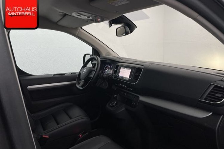 Toyota Proace (Verso) Proace Verso L1 Team D 8SITZER+KAMERA+NAVI+ACC+