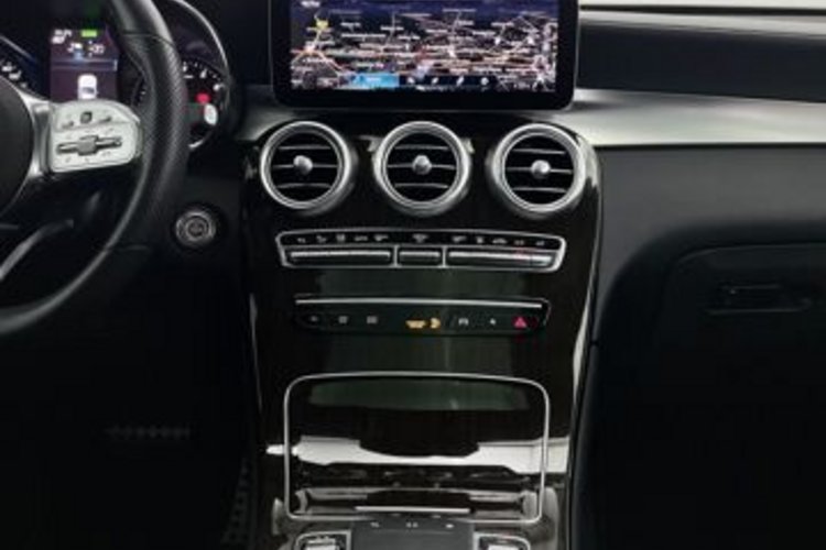 Mercedes-Benz GLC 300 GLC 300 e 4M AMG PANO+AHK+MEMO+360+HUD+DISTRONIC