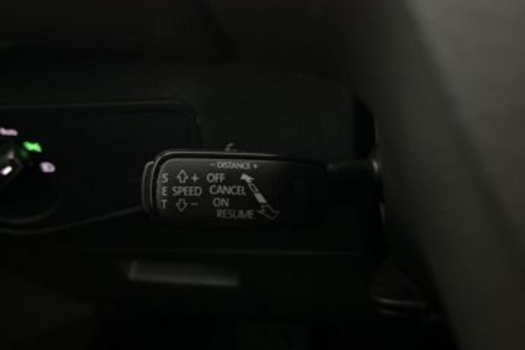 Seat Tarraco Tarraco 2.0 TDI 4Drive Xcellence 7SITZ+DCC+BEATS