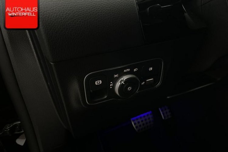 Mercedes-Benz GLA 200 GLA 200 AMG CARBON LED+20Z+KAMERA+MBUX+CARPLAY+