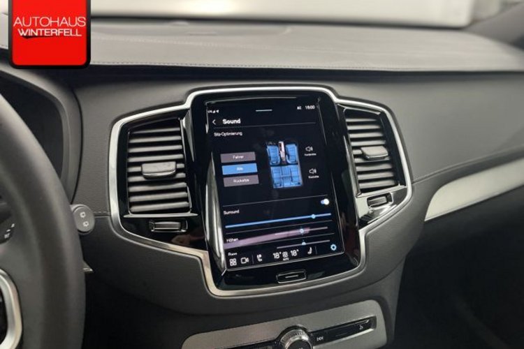 Volvo XC90 XC90 B5 D AWD Plus Dark 7SITZ+PANO+AHK+360+H&amp;K+