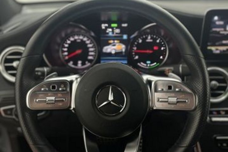 Mercedes-Benz GLC 300 GLC 300 de Coupe 4M AMG AIR-BODY+AHK+TRITTBRETT+