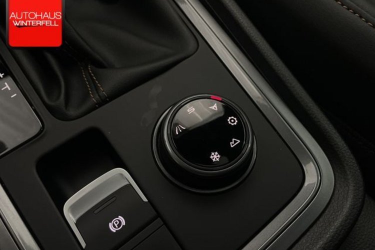 Cupra Ateca Ateca 2.0 TSI 4DRIVE PANO+AKRAPOVIC+AHK+BEATS+