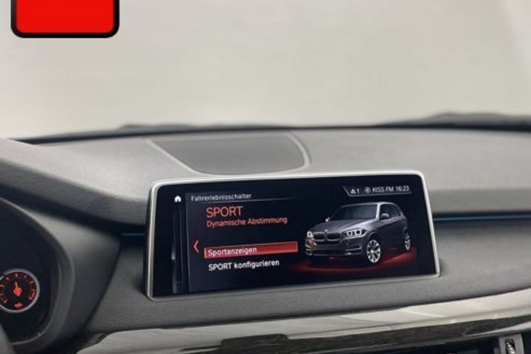 BMW X5 X5 xDrive30d PANO+AHK+SOFT+HUD+DIGITAL+KEYLESS+
