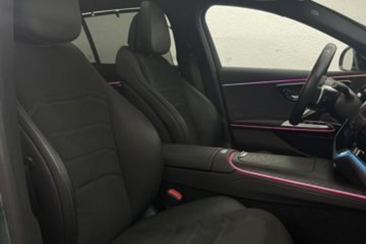 Mercedes-Benz E 300 E 300 e T AMG LINE PREMIUM PLUS PANO+SUPER+HUD+