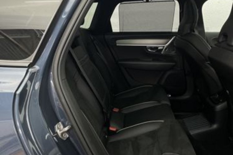 Volvo V90 V90 T8 R-DESIGN RECH AWD PANO+AHK+B&amp;W+STANDHZG+