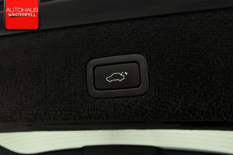 Volvo V70 V70 3.2 GEARTRONIC SUMMUM SITZKLIMA+MEMORY+XENON