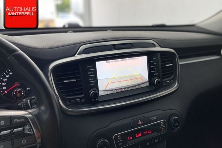 Kia Sorento Sorento 2.2 CRDI 7SITZER+AHK+KAMERA+CARPLAY+DAB+