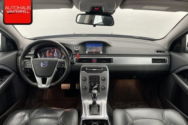 Volvo V70 V70 D4 LINJE SVART BI-XENON+PDC+NAVI+TEMPOMAT+