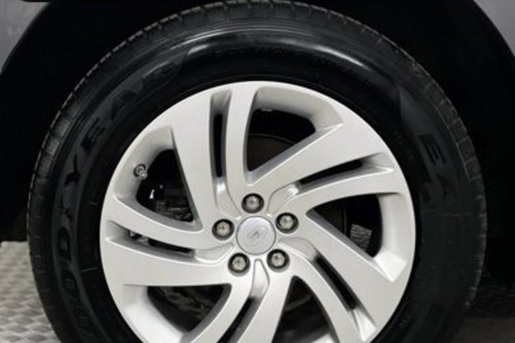 Land Rover Range Rover Evoque Range Rover Evoque D180 R-DYNAMIC PANO+AHK+KAMER