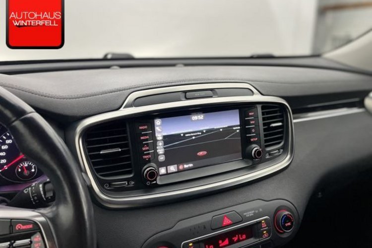 Kia Sorento Sorento 2.2 CRDI 7SITZER+AHK+KAMERA+CARPLAY+DAB+