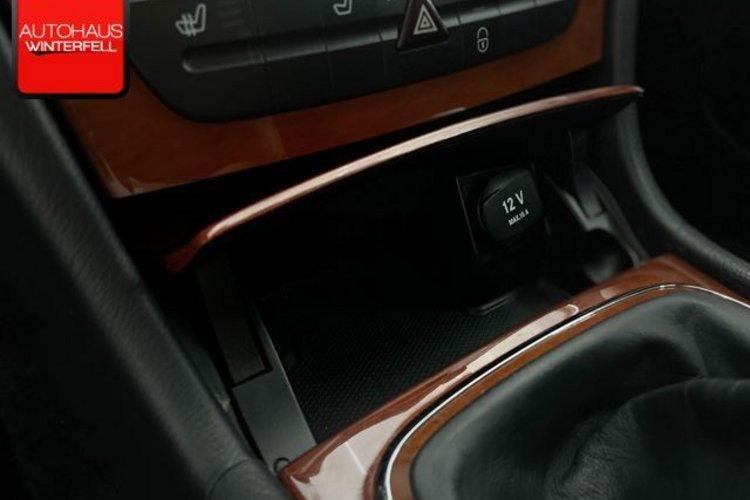 Mercedes-Benz E 200 E 200 Kompressor PDC+2-ZONEN+SITZHEIZ+TEMPOMAT+