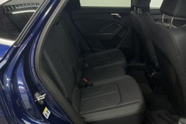 Audi Q3 Q3 Sportback 40 TDI qu S line PANO+AHK+STANDHZG+