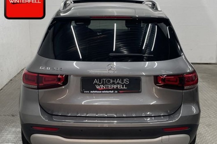 Mercedes-Benz GLB 200 GLB 200 7SITZ+PANO+AHK+MEMO+KAMERA+DISTRONIC+