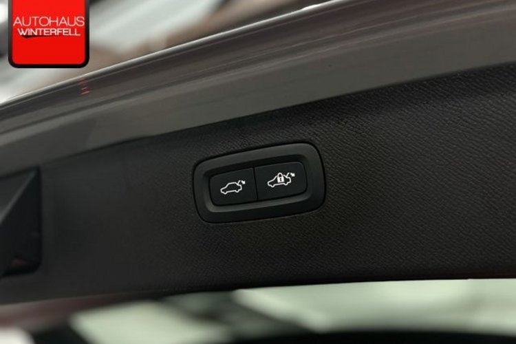 Volvo XC90 XC90 B5 AWD 7SITZ+GOOGLE+KAMERA+KEYLESS+LED+20Z+