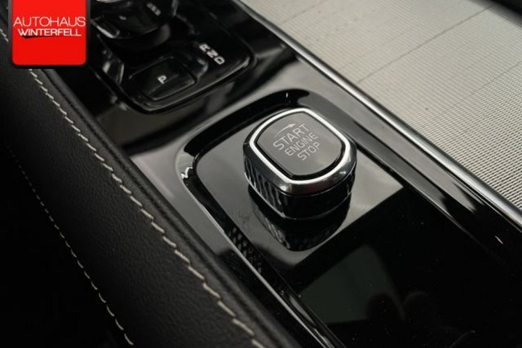Volvo XC90 XC90 B5 D AWD Plus Dark 7SITZ+PANO+AHK+360+H&amp;K+