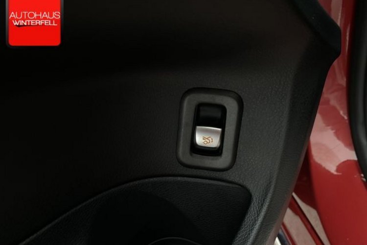 Mercedes-Benz C 300 C 300 Avantgarde MULTIBEAM+KAMERA+NAVI+CARPLAY+
