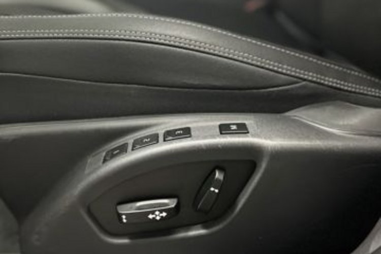 Volvo XC60 XC60 D4 AWD BI-XENON+MEMO+RTI-NAVI+TEMPOMAT+