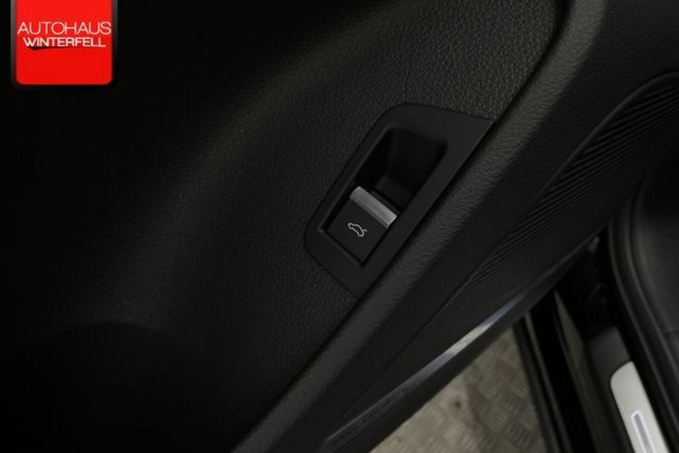 Audi SQ7 SQ7 4.0 TFSI qu 7SITZ+PANO+CARBON+AHK+STANDHZG+