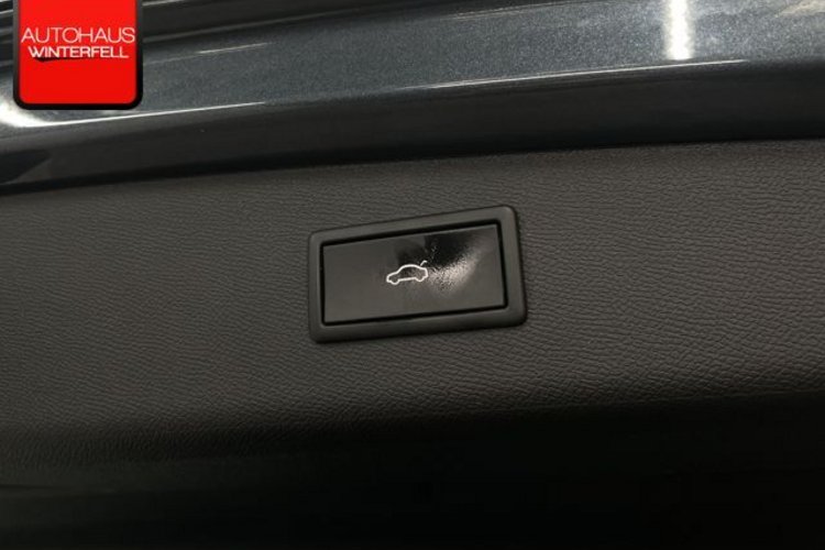 Seat Leon Leon Sportstourer 1.5 eTSI FR STANDHZG+AHK+ACC+