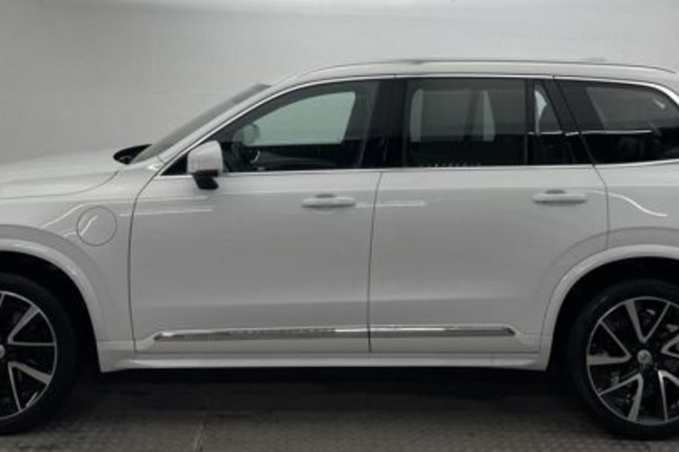 Volvo XC90 XC90 T8 INSCRIPTION RECH AWD 7SITZ+21Z+AHK+ACC+