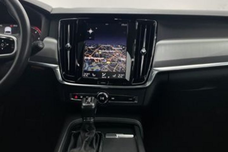 Volvo V90 V90 D4 PANO+AHK+MEMORY+360+HUD+STANDHEIZUNG+
