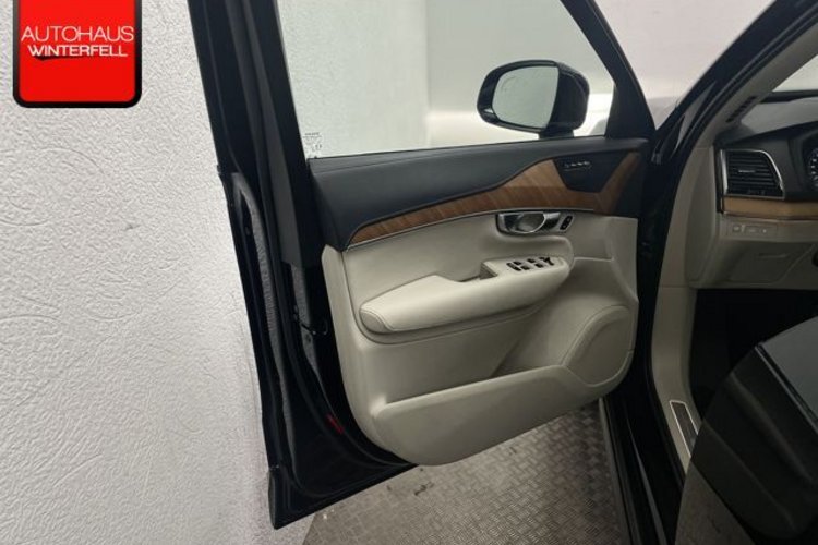 Volvo XC90 XC90 T8 INSCRIPTION RECH AWD 7SITZ+PANO+LUFT+360
