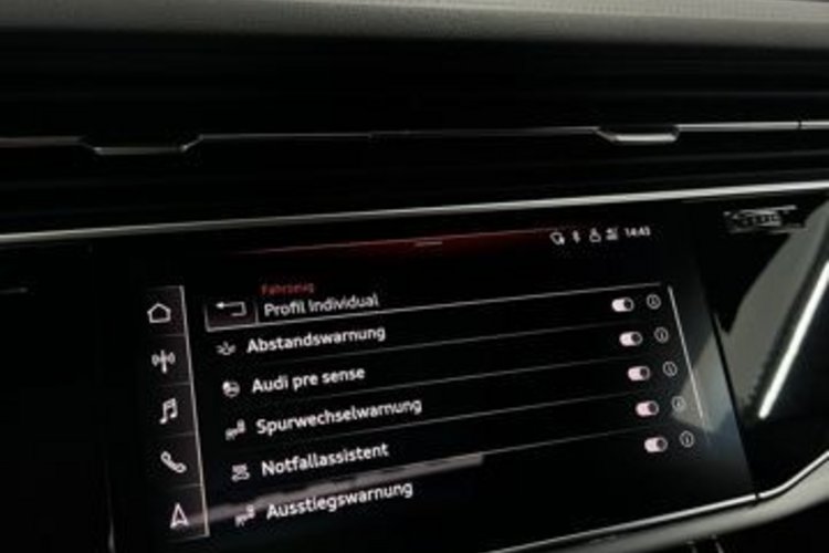 Audi Q8 Q8 55 TFSI qu S line PANO+AHK+STANDHZG+AIR-SPORT
